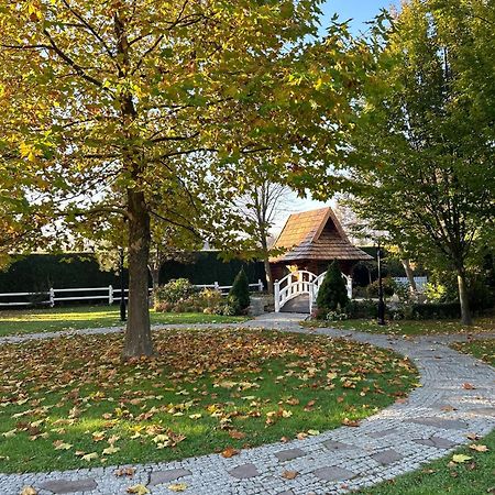 Hotel nad Rabą - Salzberg Exterior foto